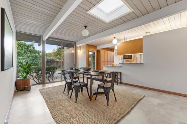 1204 Navlet Court, Sunnyvale CA: https://media.crmls.org/mediaz/1b66ea76-112f-451f-b12e-4e8c4f8a688a.jpg