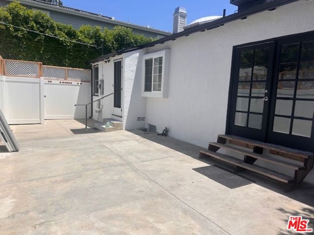 4715 Camellia Avenue, North Hollywood CA: https://media.crmls.org/mediaz/1b675929-0fdd-40c0-8892-ba2f06673592.jpg