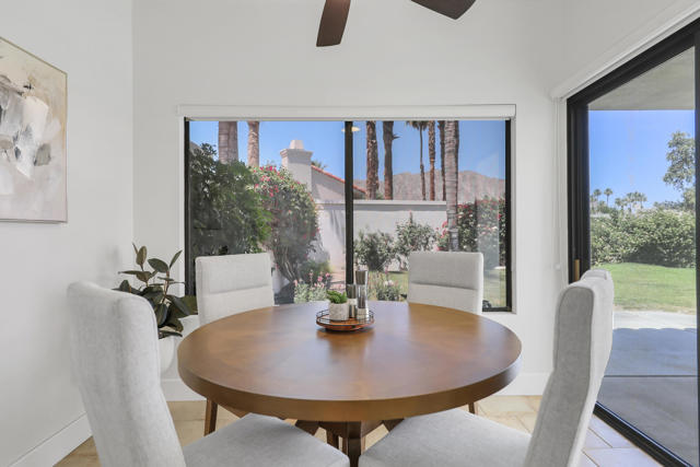 80671 Cherry Hills Drive, La Quinta CA: https://media.crmls.org/mediaz/1b6a36e5-f580-4a2b-90c1-91f8e391b80c.jpg