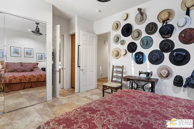 18 Calais Circle, Rancho Mirage CA: https://media.crmls.org/mediaz/1b6a3f2d-ae5a-463e-964e-459004a00752.jpg