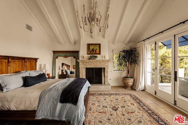 848 Picacho Lane, Santa Barbara CA: https://media.crmls.org/mediaz/1b6a7307-204c-48bf-aa70-d2b3049b565a.jpg