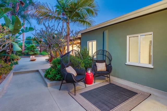1530 Stewart St., Oceanside CA: https://media.crmls.org/mediaz/1b6c9d39-9970-481f-bb72-2b2baec4e15e.jpg