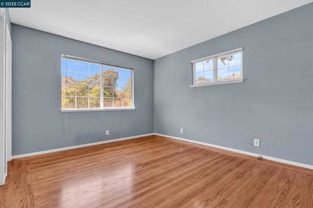 240 CASTLE GLEN ROAD, Walnut Creek CA: https://media.crmls.org/mediaz/1b6cbe14-79a7-4927-93c8-f681d0549b96.jpg