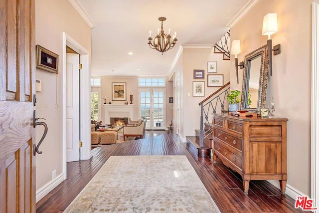 2286 Canyonback Road, Los Angeles CA: https://media.crmls.org/mediaz/1b6d322e-a81c-4f59-bc49-645f8ecb7d6e.jpg