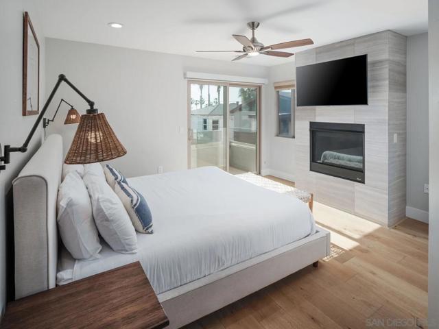 851 53 Sapphire, San Diego CA: https://media.crmls.org/mediaz/1b6d57d5-d1f2-44f4-855b-74723b198ee5.jpg