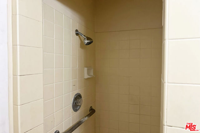 2513 Denmead Street, Lakewood CA: https://media.crmls.org/mediaz/1b6e3046-559b-4014-aec4-cc5da8febde5.jpg