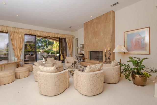 38111 Tandika N Trail, Palm Desert CA: https://media.crmls.org/mediaz/1b6ebd2c-4fe5-439a-a46d-2743519983c9.jpg