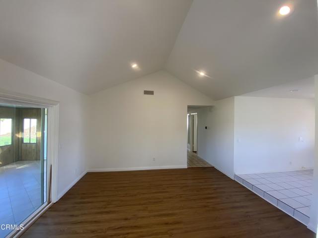 Detail Gallery Image 4 of 27 For 3 Venus St, Thousand Oaks,  CA 91360 - 4 Beds | 2 Baths