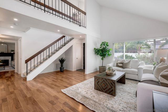 13791 Via Tres Vista, San Diego CA: https://media.crmls.org/mediaz/1b702751-dac9-4439-b464-183b124087b6.jpg