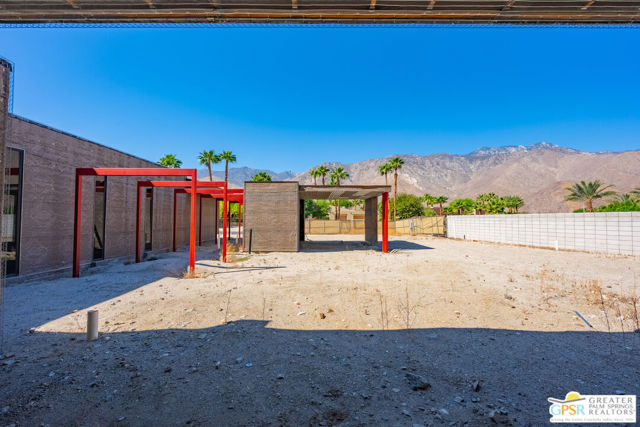 3172 E Bogert Trail, Palm Springs, CA 92264