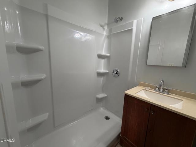 Detail Gallery Image 8 of 9 For 1025 S G St, Oxnard,  CA 93030 - 2 Beds | 1 Baths
