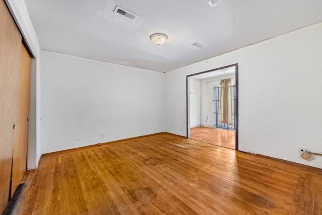 338 Copperfield Avenue, Hayward CA: https://media.crmls.org/mediaz/1b724e27-506b-4581-a7c9-2c73647b581a.jpg