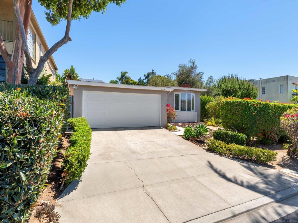 2136 Guy Street - photo 3