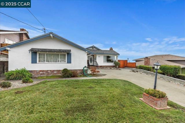 1293 Vistagrand Dr