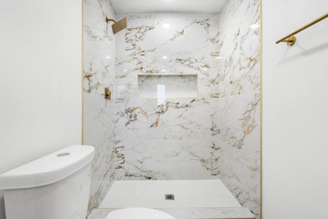 Detail Gallery Image 23 of 51 For 2858 Lehigh Ct, Oceanside,  CA 92056 - 5 Beds | 2/1 Baths