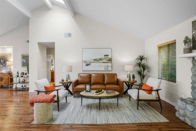 915 Lake Ridge Drive, San Marcos CA: https://media.crmls.org/mediaz/1b73221e-8ed8-48d7-b228-598e38088cd9.jpg