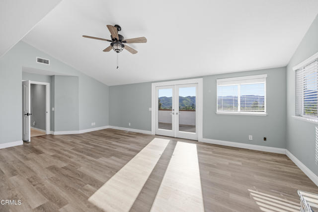 Detail Gallery Image 35 of 74 For 2207 Terra Bella Ln, Camarillo,  CA 93012 - 6 Beds | 3 Baths