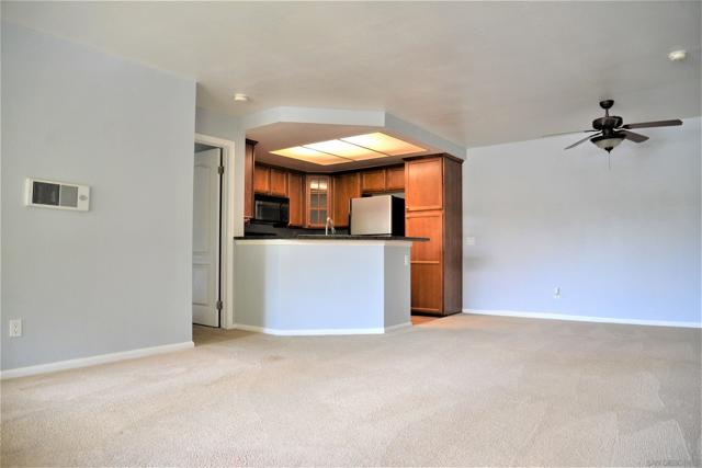 12655 Camino Mira Del Mar, San Diego CA: https://media.crmls.org/mediaz/1b742a2f-d73d-4a2d-9ee0-8b5ca9776308.jpg