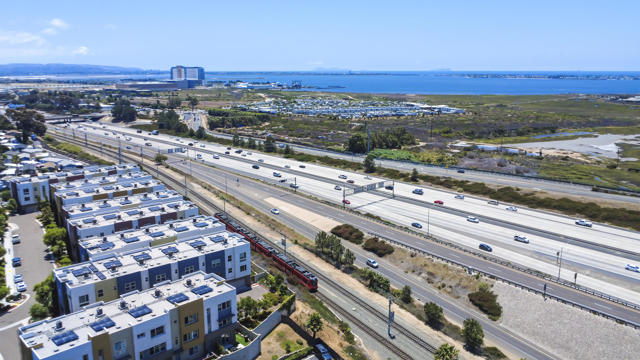 758 Seaside Street, Chula Vista CA: https://media.crmls.org/mediaz/1b742f71-6339-489c-8b5f-227151c46332.jpg