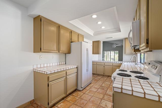 72499 Sandstone Lane, Palm Desert CA: https://media.crmls.org/mediaz/1b74537d-2c11-4b33-ab0c-9668cad79e86.jpg