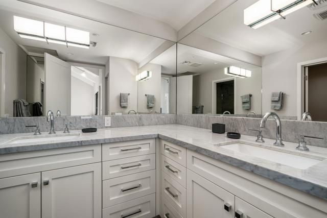 314 Forest Hills Drive, Rancho Mirage CA: https://media.crmls.org/mediaz/1b759cb4-02d8-49e5-9a18-2adee9eb1117.jpg