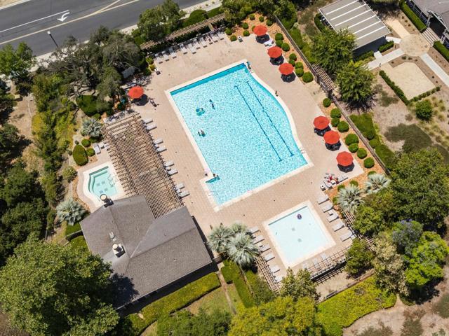 27002 Red Maple Street, Murrieta CA: https://media.crmls.org/mediaz/1b764a03-9b7b-498c-be81-c985fa80a086.jpg