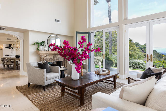 Detail Gallery Image 10 of 46 For 15450 Briarwood Dr, Sherman Oaks,  CA 91403 - 4 Beds | 4/1 Baths