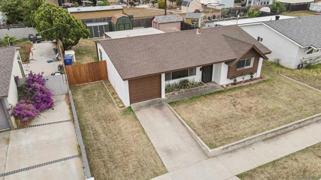 1271 Bosworth St, El Cajon CA: https://media.crmls.org/mediaz/1b779069-c4fc-46ff-8ebc-e01330f4dc77.jpg