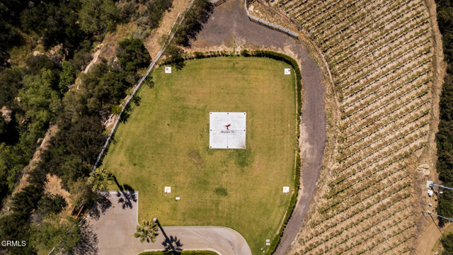 Detail Gallery Image 17 of 75 For 2940 Kuehner Dr, Simi Valley,  CA 93063 - 57 Beds | 40 Baths