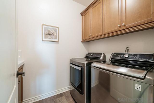 15820 Paseo Del Sur, San Diego CA: https://media.crmls.org/mediaz/1b77d2c0-294a-41b7-bf12-55325e181e16.jpg
