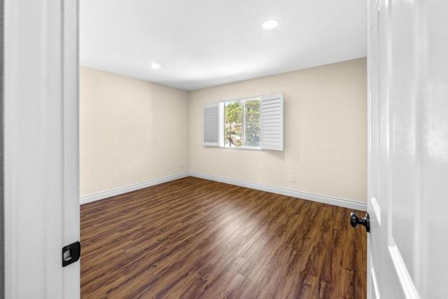 858 Via Barquero, San Marcos CA: https://media.crmls.org/mediaz/1b7a0b71-632c-4ba2-a44f-12ad1bbc258d.jpg