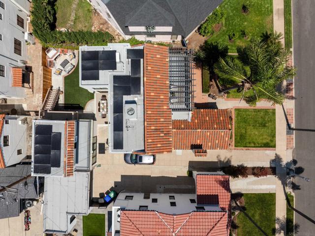 4374 Adams Ave, San Diego CA: https://media.crmls.org/mediaz/1b7a162c-d788-431a-a28a-e96e3b4a8186.jpg