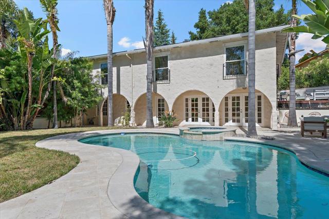 17274 Verdes Robles, Los Gatos CA: https://media.crmls.org/mediaz/1b7b8674-f468-48d0-8971-bb66680f5a69.jpg