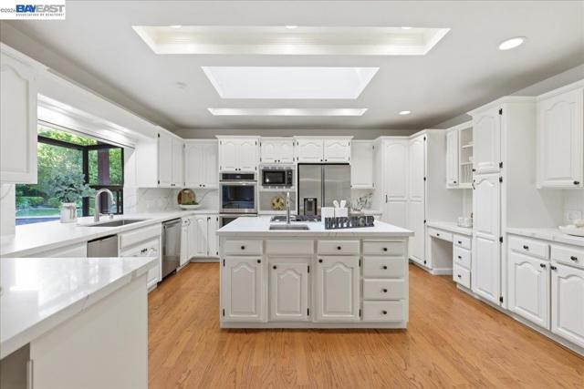 Image 10 of 60 For 5212 Blackhawk Dr