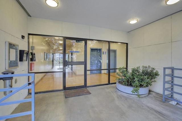 4691 Albany Circle, San Jose CA: https://media.crmls.org/mediaz/1b7cb040-71c2-4a04-b7a9-e2bf6959f8b2.jpg
