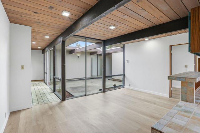 827 Cumberland Drive, Sunnyvale CA: https://media.crmls.org/mediaz/1b7e298e-efc9-4ab0-8fb3-4911215d5d2b.jpg