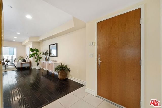 1353 N Fuller Avenue, Los Angeles CA: https://media.crmls.org/mediaz/1b7eb35a-7a95-493e-b72a-7feb995b7d3a.jpg