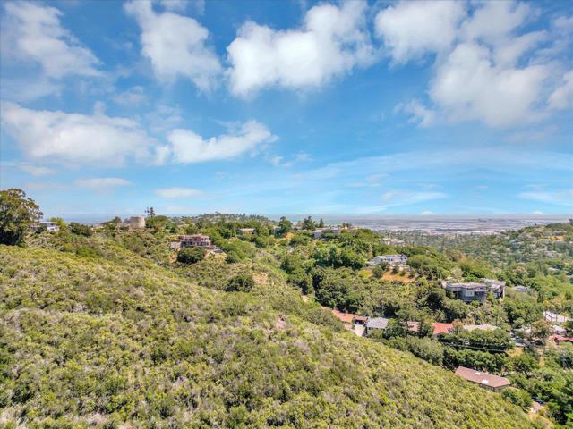 0 Devonshire Boulevard, San Carlos CA: https://media.crmls.org/mediaz/1b7f1133-5c2d-4c21-88b8-1a32cf9fc796.jpg