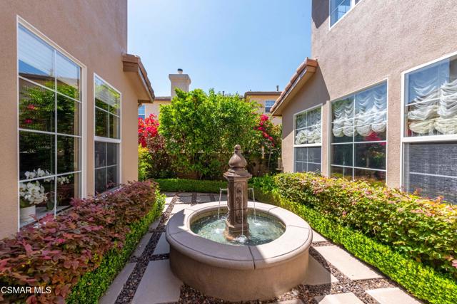 3194 Sunset Hills Boulevard, Thousand Oaks CA: https://media.crmls.org/mediaz/1b801f4a-ef1c-40db-946a-4217ab90046a.jpg