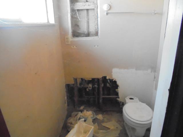 361 Alice Lane, Blythe CA: https://media.crmls.org/mediaz/1b80f3d8-1f90-4e3c-a91e-474baa093bb5.jpg