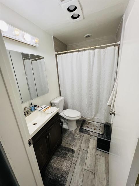 Detail Gallery Image 23 of 40 For 3943 Ingraham St, San Diego,  CA 92109 - – Beds | – Baths