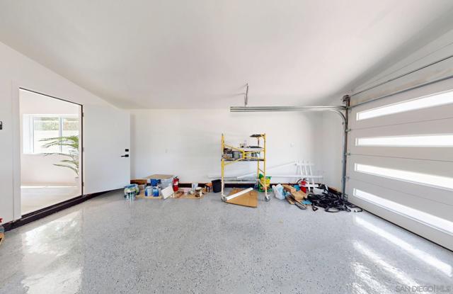 873 Towne Street, Costa Mesa CA: https://media.crmls.org/mediaz/1b825da3-35b1-4bb5-8a07-8d46c4d26b31.jpg