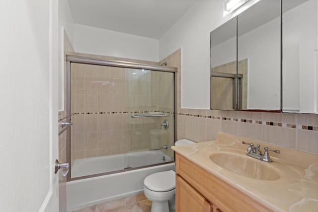 1047 Schwerin Street, Daly City CA: https://media.crmls.org/mediaz/1b837132-3ab4-40ca-b313-04f1445b4747.jpg