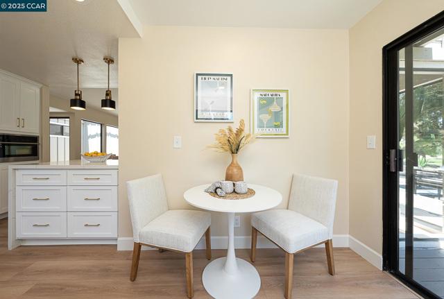 2128 Presidio Ct, Danville CA: https://media.crmls.org/mediaz/1b84c881-287a-47bd-ba3b-5d792fbf2f1c.jpg