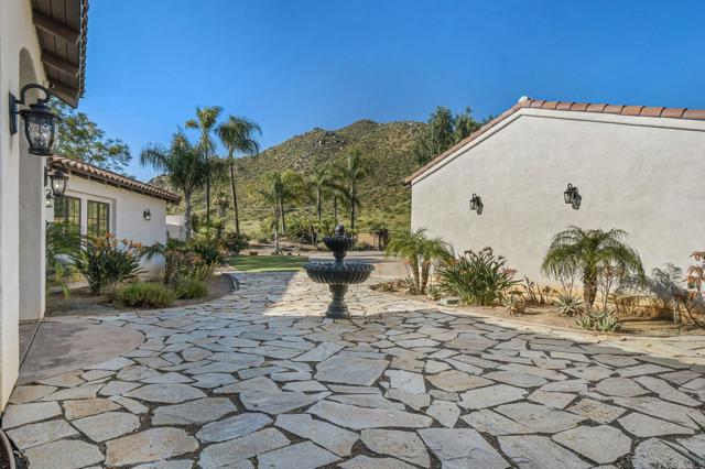 Detail Gallery Image 30 of 50 For 3369 Dehesa Rd, El Cajon,  CA 92019 - 4 Beds | 3/1 Baths