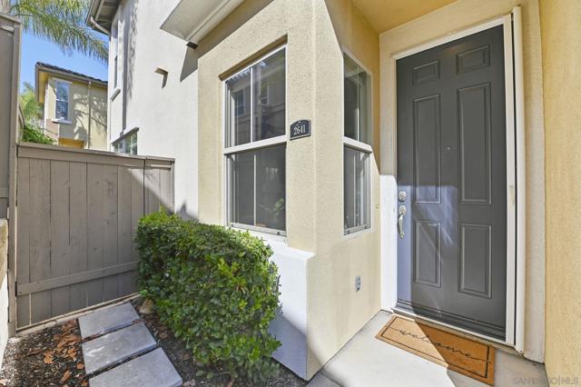 2641 Bellezza Dr, San Diego CA: https://media.crmls.org/mediaz/1b8510a3-4dae-478e-aa7e-295b6790f0a5.jpg