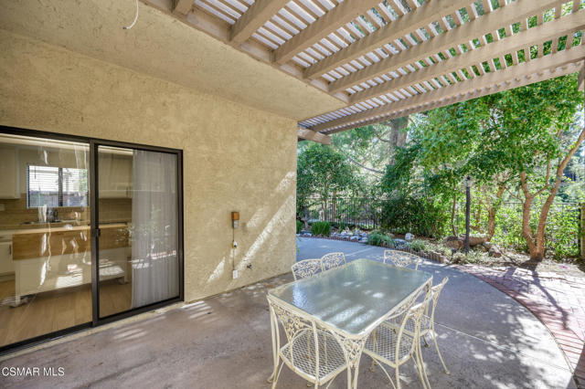 3011 Marigold Place, Thousand Oaks CA: https://media.crmls.org/mediaz/1b851cb5-b0ef-4342-9b89-bcad782049ac.jpg