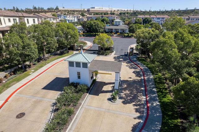 Detail Gallery Image 38 of 39 For 4336 Harbor Way #2,  Oceanside,  CA 92056 - 3 Beds | 3 Baths