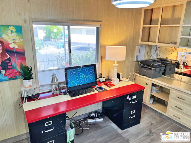 272 Araby Street, Palm Springs CA: https://media.crmls.org/mediaz/1b871286-9fea-4c93-be32-8385a77145b1.jpg