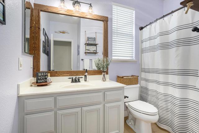 130 Ridge Crest Court, Oakley CA: https://media.crmls.org/mediaz/1b88610b-a185-4253-bc4e-8c4e2220fa9c.jpg